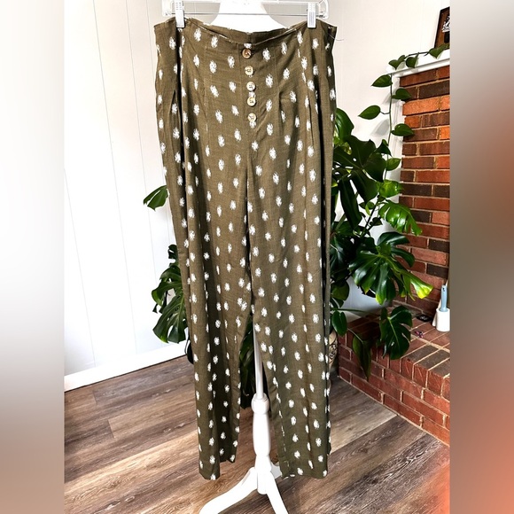 🛍️NWT Wide leg olive green with white elastic waist comfy pants Size 14 - Picture 2 of 11